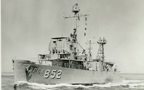 「肩併肩」擊沉演練 美海軍陸戰隊「大黃蜂」攻擊二戰退役護衛艦