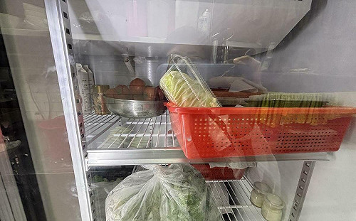 北市麻辣鍋店冰淇淋吃到碎玻璃 衛生局稽查揪多項缺失