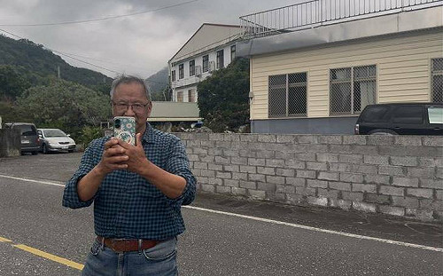 涉競選小物案落跑 傅崐萁管家李慶隆投案100萬元交保實施科技監控