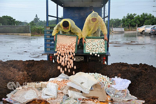 彰縣毒蛋疑流入賣場 全聯:若確認即下架