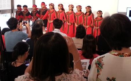 抽血的背後  是對原住民的壓迫與剝奪