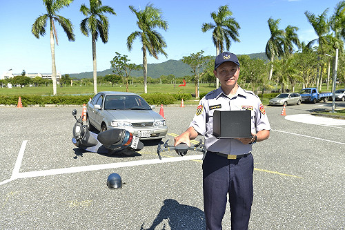 花蓮首創  空拍機幫助車禍做蒐證