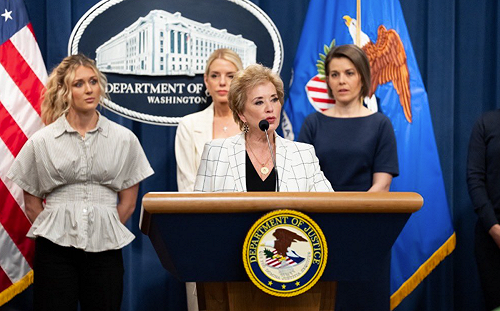 不接受就繼續施壓！ 美國教長宣布停止哈佛所有新補助 