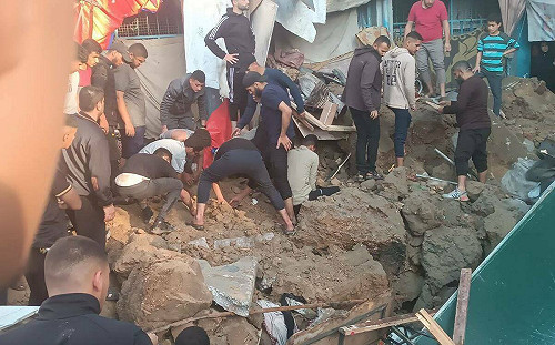 以空襲加薩中部收容流離失所者的學校 造成22人死和數十人受傷