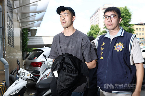 陳大天涉以不實醫療診斷逃避兵役 移送新北檢