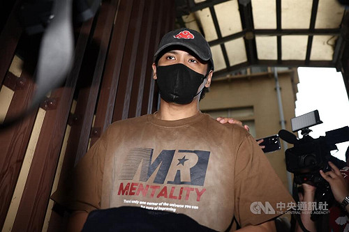 涉妨害兵役擴大追查 檢警已帶回9人、大根將抵台