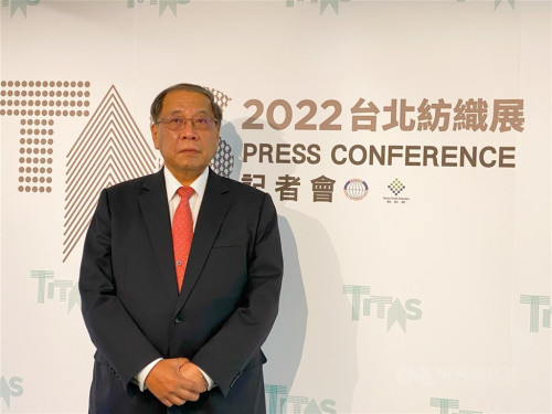 川普關稅超級核彈  成衣廠「邊走邊看」