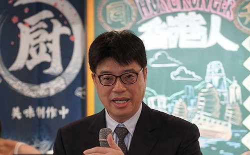 邱垂正：新的港澳人士定居制度 將增「長期居留」規定