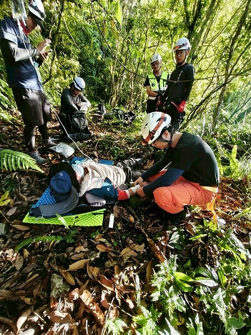 奇萊東稜4天3起山域事故  花蓮消防聯手空勤救援