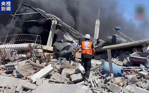 他的10個小孩9個死在面前! 以軍空襲釀悲劇 加薩醫師一家陷人間煉獄