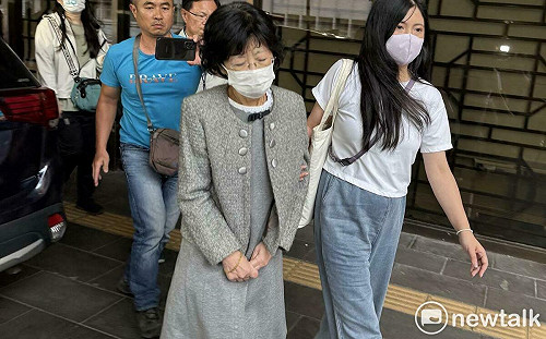 目送柯文哲情緒崩潰 張啓楷曝陳佩琪吶喊:「真相越來越清楚,怎還不放人?」