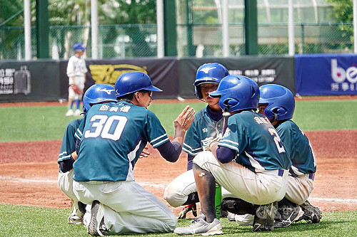 鄭乃介穿爸爸球衣盼圓冠軍夢 華南少棒高雄惜敗居次