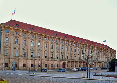 中國駭入捷克政府 捷科研部長：台灣才是真盟友