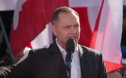 成功吸納最大反對黨票源! 「親川普」獨立候選人納夫羅茨基贏得波蘭總統大選