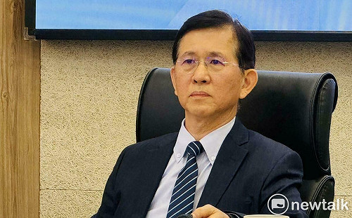 數發部長黃彥男就任週年 確認並下架逾11萬件網路詐騙訊息