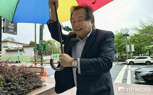 王世堅《沒出息》神曲輾壓國民黨主席選舉聲量？ 學者點原因：不難理解