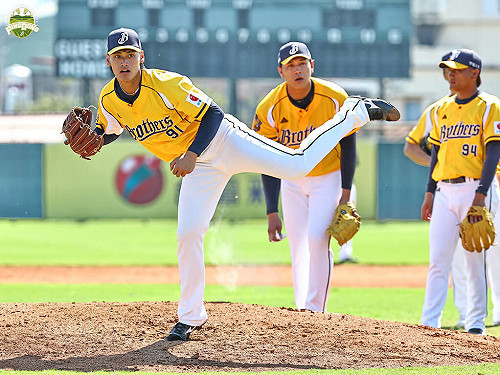 兄弟投手張祖恩手肘韌帶撕裂 已進行重建手術