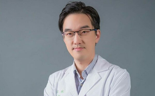 北市知名醫美診所「貴婦打牛奶針」出事　傳衛生局稽查醫師失聯  