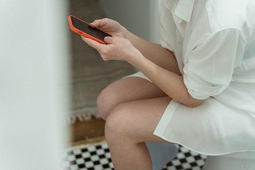 網紅咖啡廳驚爆「廁所偷拍13年」 全預約制網嚇傻：可邊拍邊對帳號