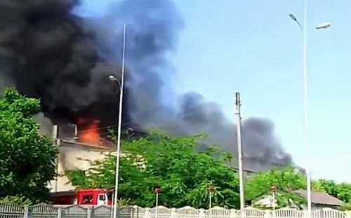 （影）俄導彈旅營長陣亡! 烏爆擊導彈燃料廠 現場5次大爆炸