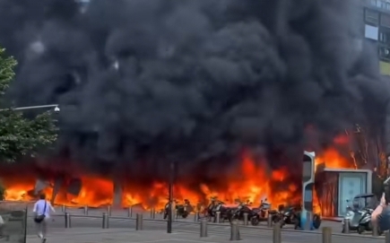 重慶石橋鋪電腦城發生大火! 濃煙直竄天際 官方又稱無傷亡