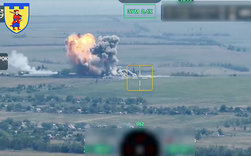 (影) 俄坦克縱隊遭全殲! 烏人機協同作戰打擊 多人陣亡俄軍急棄戰車逃逸