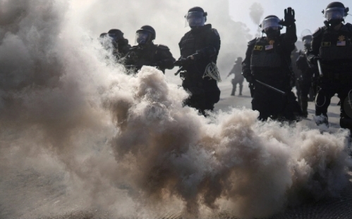 五角大廈宣布撤離洛杉磯 2,000 名國民兵 市長：人民讓聯邦讓步