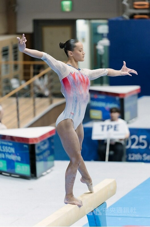體操亞錦賽陳瑞安高低槓小失誤 決賽第5無緣獎牌