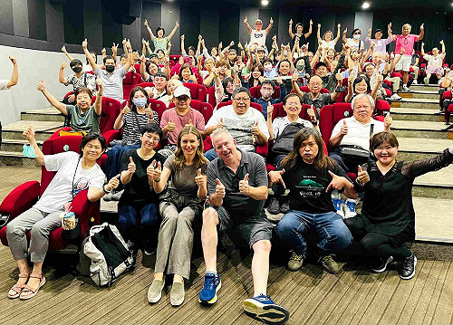 拍出台灣靈魂！葛靜文紀錄片感動小英　Janet陪逛夜市當吃貨