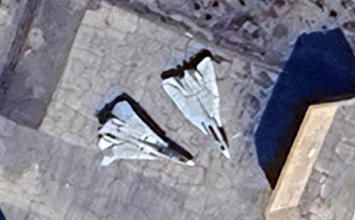 (影) 還沒起飛就被炸! 伊2架F-14遭以軍炸毀 傳美B-2將補上「最後一擊」