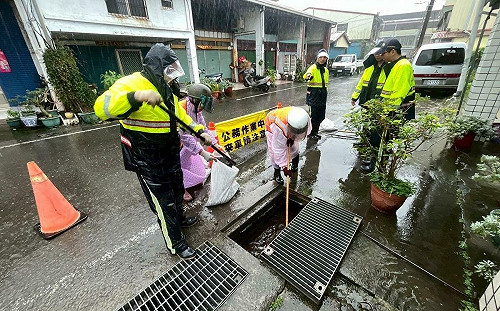 強化防汛韌性  高市府清疏長度與重量雙雙大幅成長