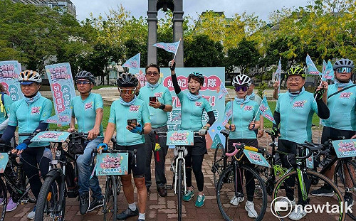妃妃鐵馬隊民主挺罷免鐵馬騎宣行動  挺進罷免區7/5首站信義區