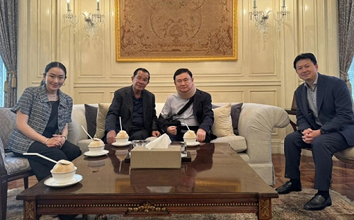 換上新總理恐被關! 泰國總理投票前一天 他信急搭機疑落跑杜拜