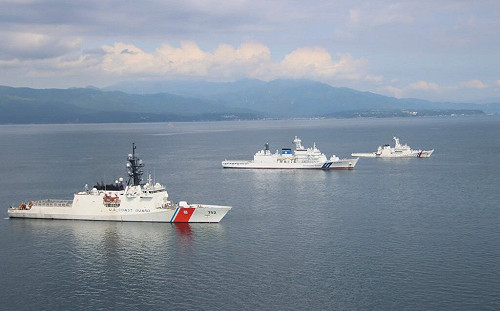 專論》應對中國第二海軍灰色地帶作戰   日美菲海巡再度聯合演練 