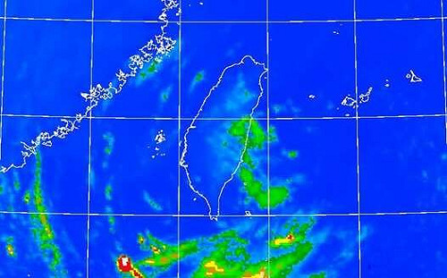午後冰雹、雷擊、強降雨接連登場！鄭明典：高層冷心低壓就在台灣上空