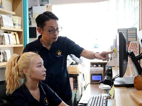 「原來台灣不像中國」 寮國旅客感受台灣溫柔魅力