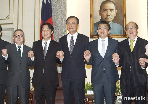 賴清德拜會蘇嘉全  謙卑面對立院監督