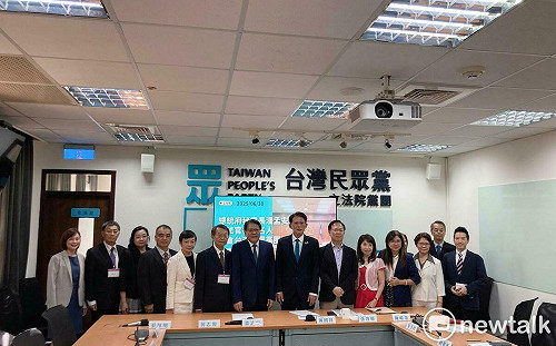 黃國昌要大法官被提名人:別小鼻子小眼睛、問卷審查前一天才交