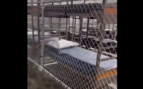 （影）「鱷魚惡魔島」內部影片曝光! 川普視察稱：逃跑率1% 被批漠視人權