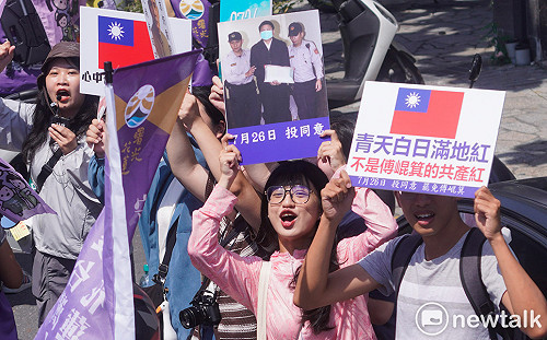 現場直擊》護國大遶境首日 反罷免嗆聲中完成花蓮掃街行動