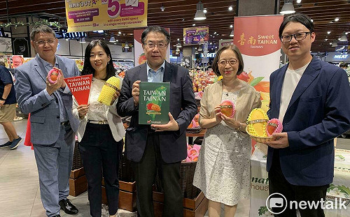 瘋芒再現東南亞  黃偉哲攜台南芒果赴大馬甜蜜再出擊