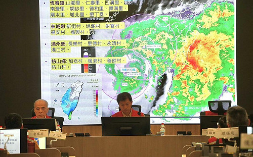 因應丹娜絲颱風來襲  屏東災害應變中心提升一級開設