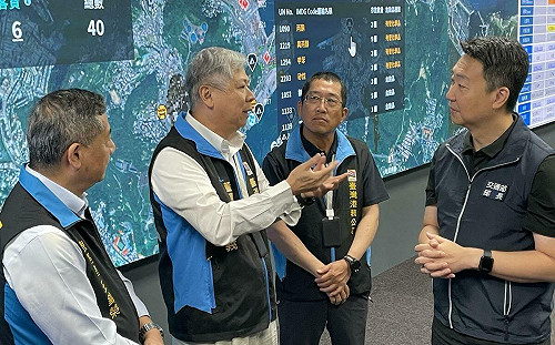 丹娜絲暴風圈升級  陳世凱視察港務公司防颱應變措施 