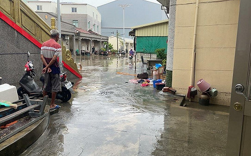 旗津污水廠爆管釀災情  水利局緊急完成改道、協助居民復原