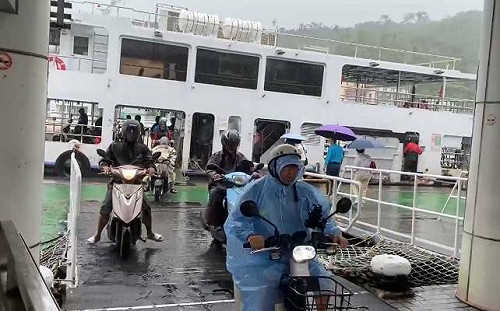 丹娜絲颱風離境 高雄公共運輸服務分階段恢復正常運作