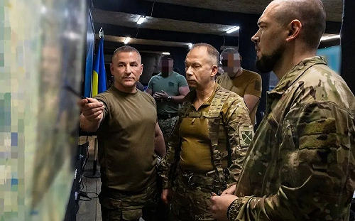 (影) 紅軍城危殆 瑟爾斯基親上前線! 俄軍企圖圍城 裝甲縱隊反遭殲滅