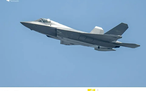 「殲滅F-35」亮相中共閱兵預演! 專家：殲-35A已列裝  混入殲-20航空旅