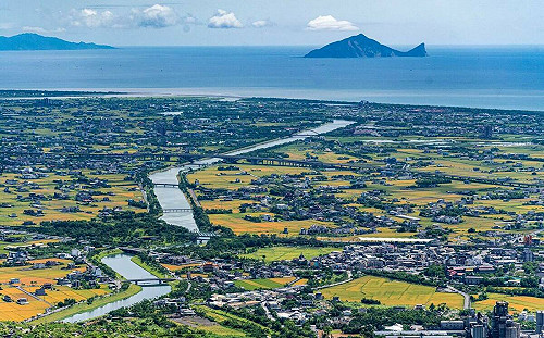 民間風電擬在宜蘭設14座風力發電   藍綠白齊嗆逼近國家級重要濕地　