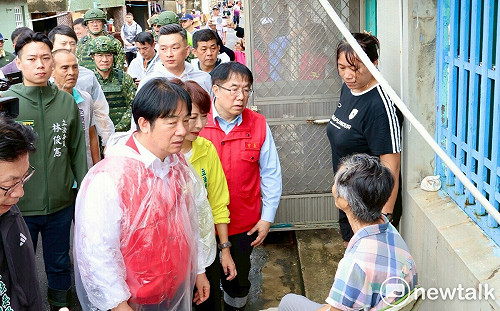 黃偉哲偕總統赴七股學甲後壁傾聽民眾心聲  將盡全力解決燃眉之急