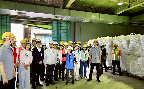 城鎮韌性演習登場  卓揆南下視察仁武倉庫存糧